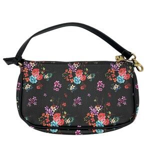 🌼 Steve Madden Dark Floral Faux Leather Wristlet Multicolor Boho Lightweight